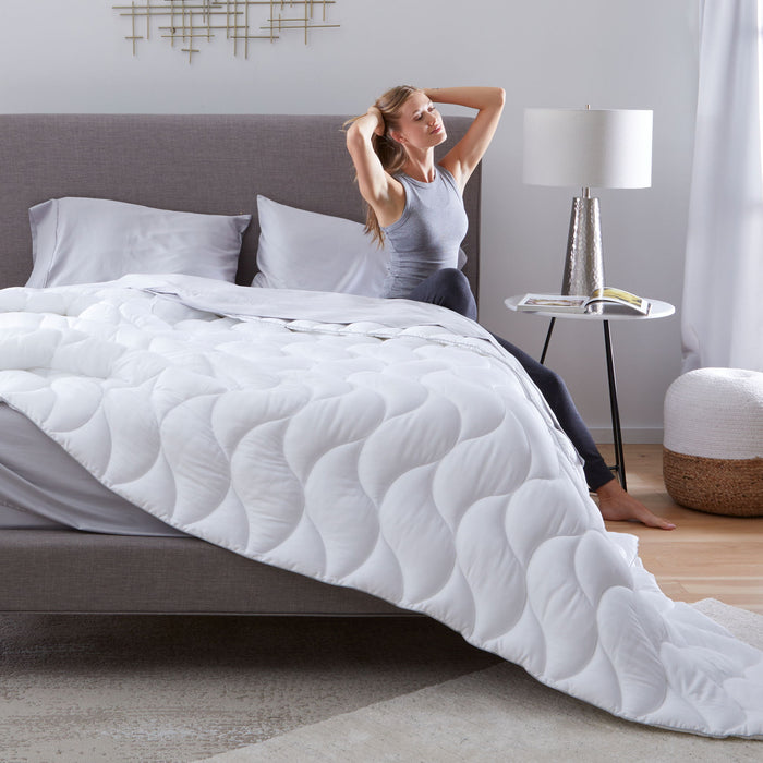 Performance - Medium Weight Comforter