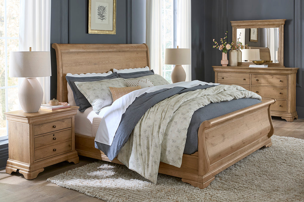 Chateau Philippe - Liv360 Nightstand