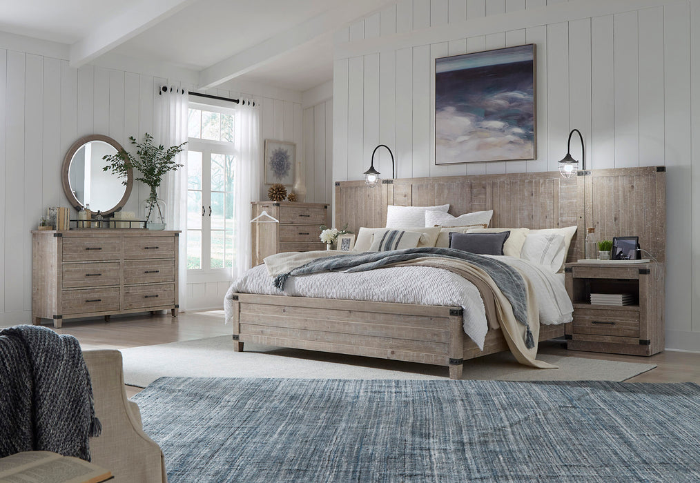 Foundry - Round Mirror w/ Metal Base