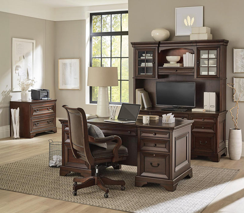 Richmond - 66" Executive Desk