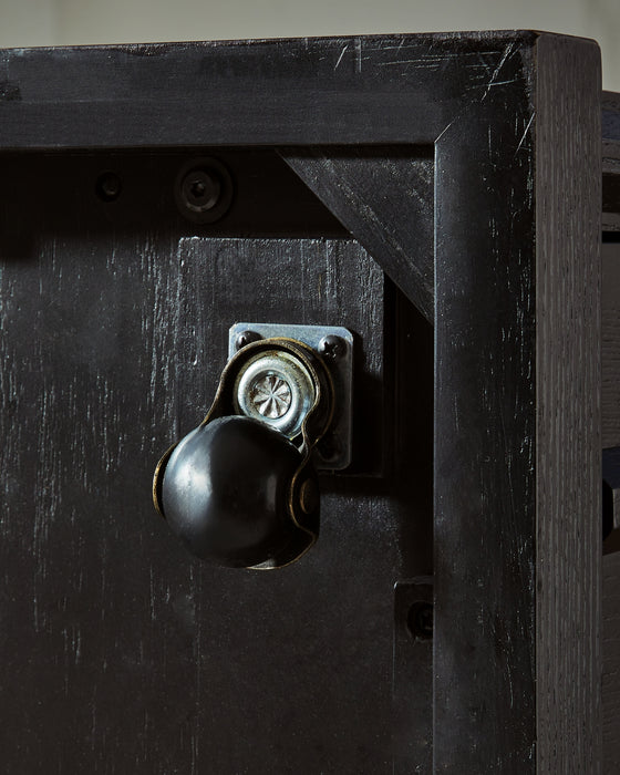 Rylandyn Lift Top Cocktail Table