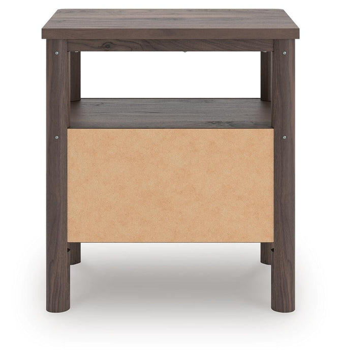 Pamytta King Upholstered Panel Platform Bed, Dresser, Mirror and Nightstand
