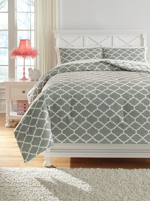Media Full Comforter Set Factory Furniture Mattress & More - Online or In-Store at our Phillipsburg Location Serving Dayton, Eaton, and Greenville. Shop Now.