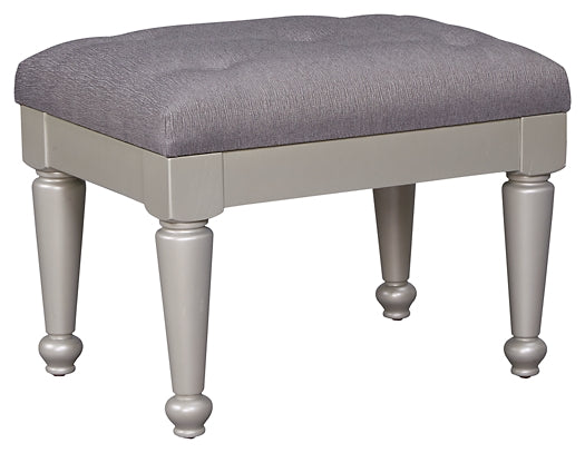 Coralayne Upholstered Stool (1/CN) Factory Furniture Mattress & More - Online or In-Store at our Phillipsburg Location Serving Dayton, Eaton, and Greenville. Shop Now.