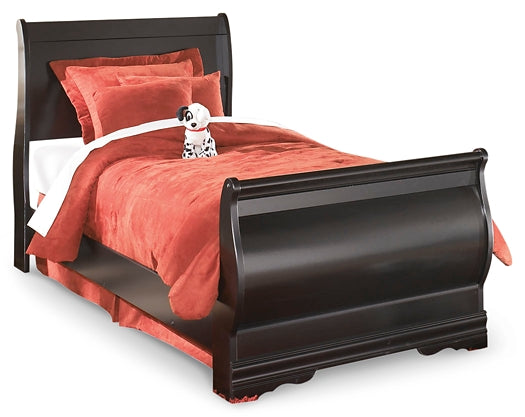 Huey Vineyard Full Sleigh Bed with Mirrored Dresser and Chest Factory Furniture Mattress & More - Online or In-Store at our Phillipsburg Location Serving Dayton, Eaton, and Greenville. Shop Now.