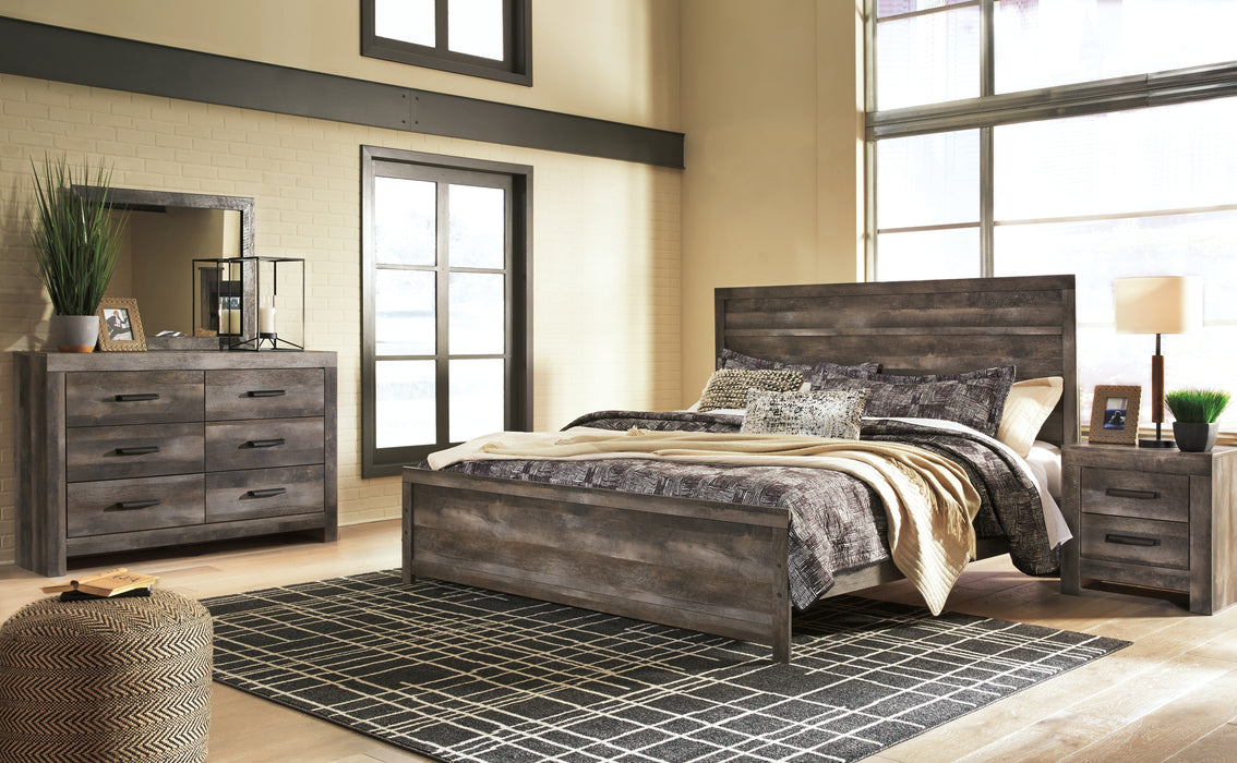 Wynnlow King Panel Bed with Mirrored Dresser and Nightstand Factory Furniture Mattress & More - Online or In-Store at our Phillipsburg Location Serving Dayton, Eaton, and Greenville. Shop Now.