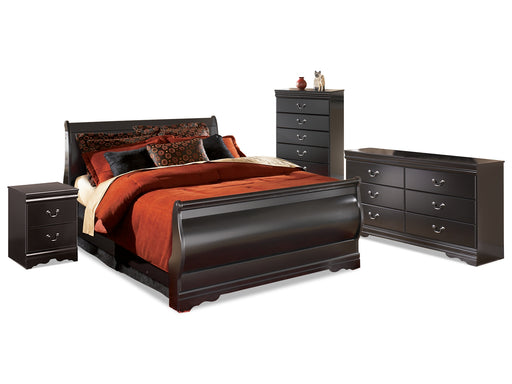 Huey Vineyard Queen Sleigh Bed with Mirrored Dresser and Nightstand Factory Furniture Mattress & More - Online or In-Store at our Phillipsburg Location Serving Dayton, Eaton, and Greenville. Shop Now.