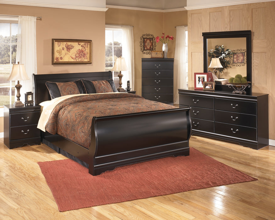 Huey Vineyard Dresser and Mirror Factory Furniture Mattress & More - Online or In-Store at our Phillipsburg Location Serving Dayton, Eaton, and Greenville. Shop Now.