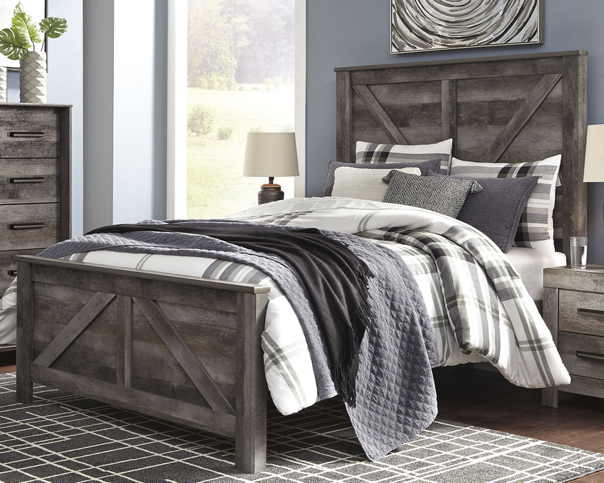 Wynnlow Queen Crossbuck Panel Bed with Dresser Factory Furniture Mattress & More - Online or In-Store at our Phillipsburg Location Serving Dayton, Eaton, and Greenville. Shop Now.